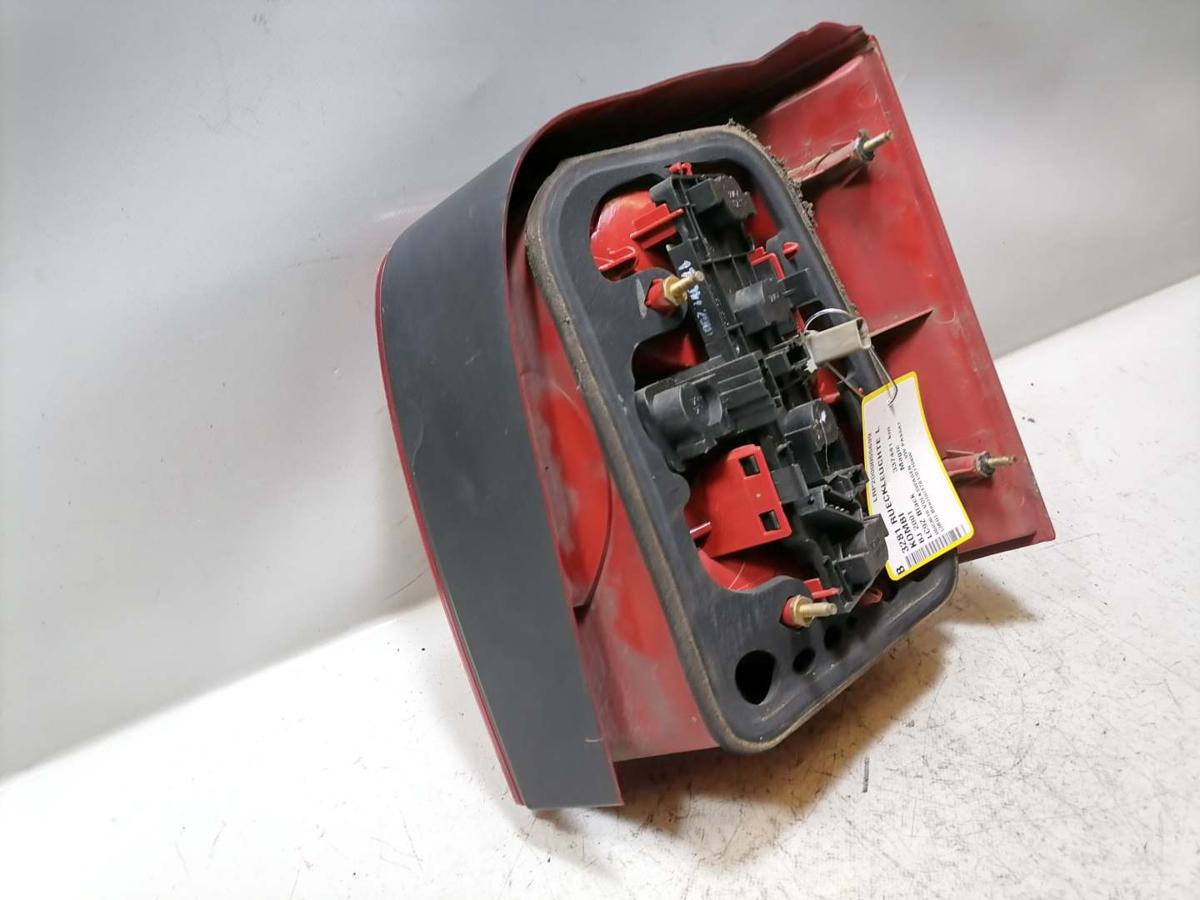 VW Passat 3BG original R&uuml;cklicht R&uuml;ckleuchte Schlussleuchte links Kombi Variant Bj.2001